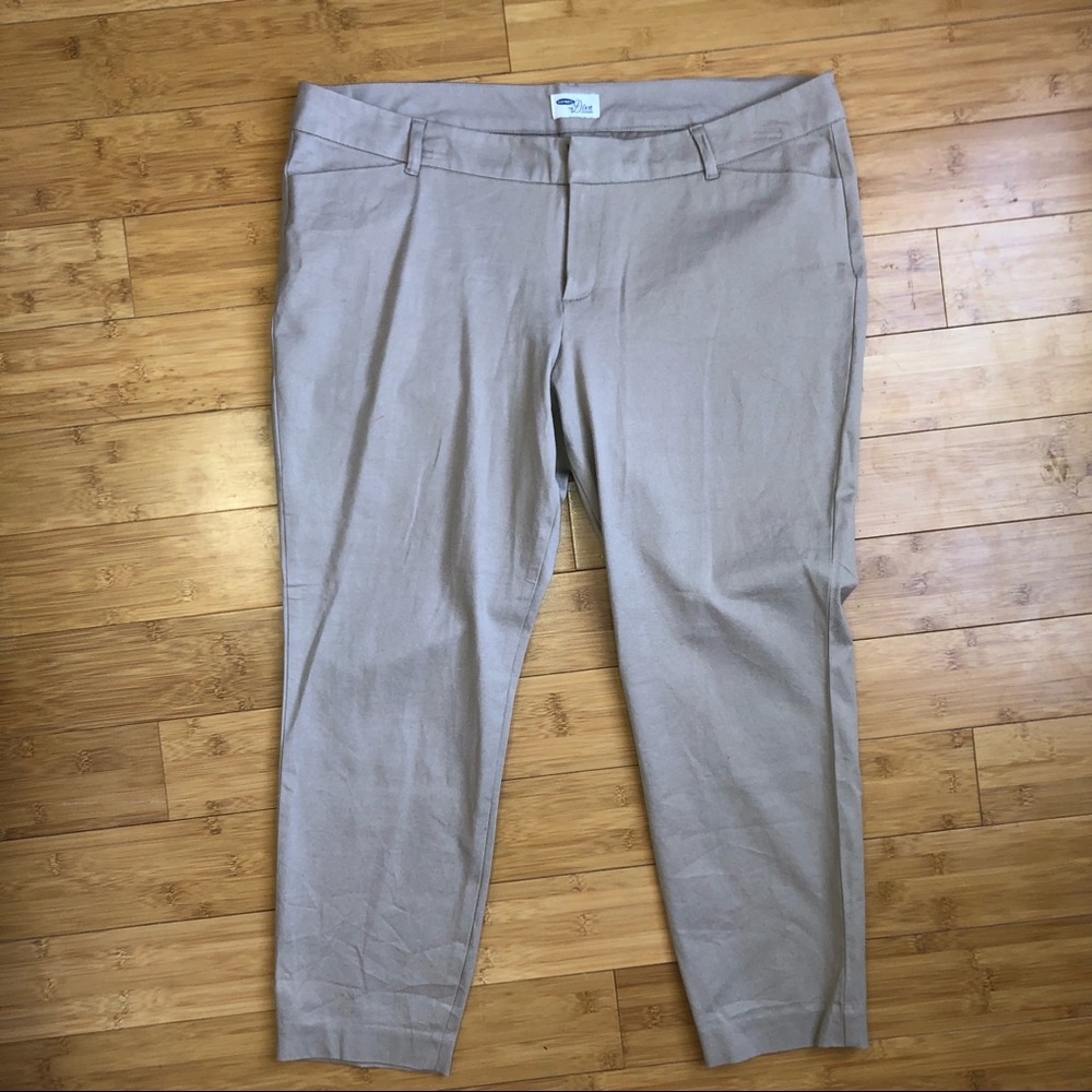 Diva Khaki Crop Pants